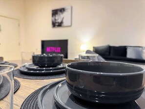 Miscellaneous - Bright & Cosy 1-Bed Home | Heart of Maidstone (Kent)