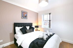 4 sovrum, strykjärn/strykbräda, wi-fi och sängkläder