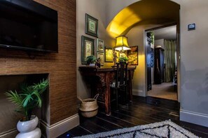 Interior - Chic & Stylish Apartment | Olive 77 (Greater London)