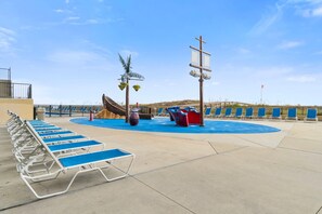 Condo, 1 King Bed with Sofa bed (Phoenix V 614) | Children’s area - Phoenix V 614 (Orange Beach)