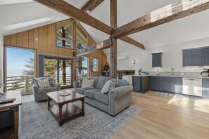 تلفزيون، ألعاب فيديو