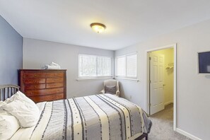 5 bedrooms, Internet, bed sheets