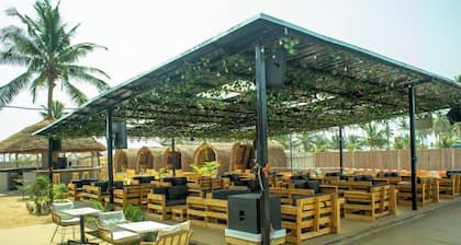 Rosh Beach Resort