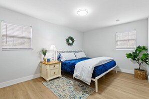 2 bedrooms, desk, iron/ironing board, free WiFi