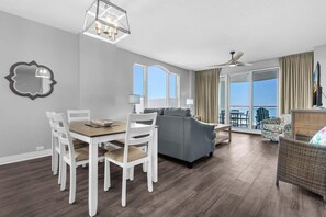 Kondominium, Beberapa Tempat Tidur (Beach Colony Resort East 11A) | Area keluarga