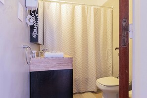 Apartment, Balcony, City View | Bathroom - MOT Juncal 2800 (Buenos Aires)