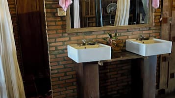 Basic Shared Dormitory, Balcony | Bathroom