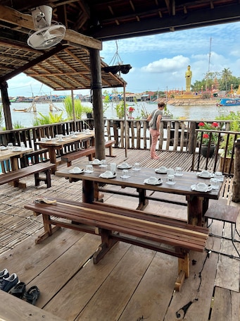 餐厅. ST 63 民宿和旅游 Kampong Khleang