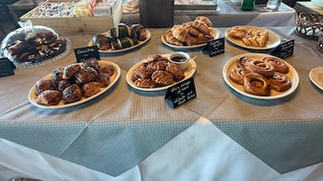 Desayuno buffet incluido todos los días