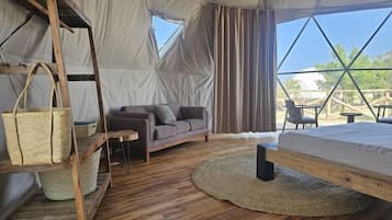 Luxury Tent, Beach View