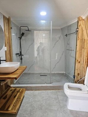 럭셔리 텐트, 해변 전망 | 욕실 | 샤워 시설, 타월, 비누, 샴푸