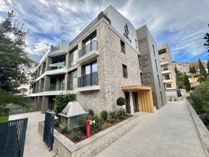 Front of property - Two bedroom Apartment Onia (Budva)