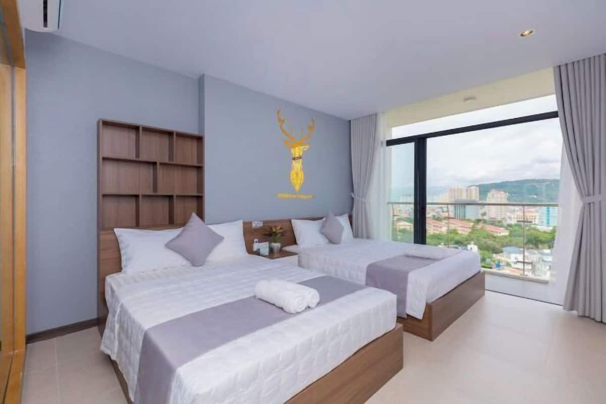 2 bedrooms, Egyptian cotton sheets, premium bedding, memory foam beds