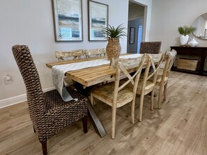 Dining - Coastal Dreamer-Family Friendly, 2 Kitchens, Golf Cart Included, Close to Beach (Port St. Joe)