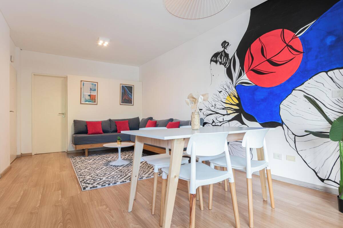 Comfort-huoneisto, parveke, kaupunkinäköala | Oleskelualue