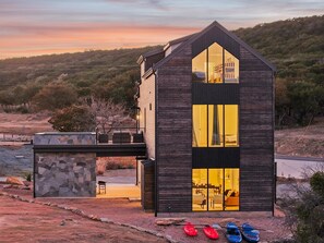 Exterior - KAYAK COVE, Possum Kingdom (Graford)