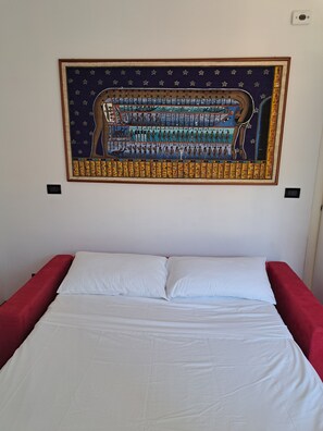 1 bedroom, free WiFi, bed sheets
