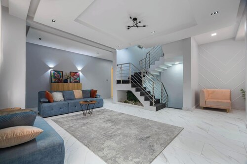 Blue Bell Suites and Apartments