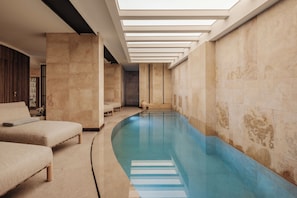 2 treatment rooms, massages