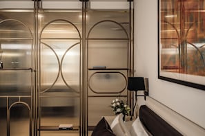 Deluxe Suite, 1 King Bed, Private Pool
