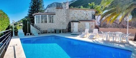 Piscina all'aperto