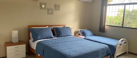 1 bedroom, iron/ironing board, free WiFi