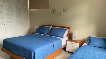 1 makuuhuone, silitysrauta/-lauta, ilmainen Wi-Fi