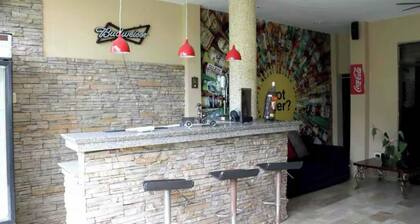 Habitación Privada en Los Ceibos - Garden View