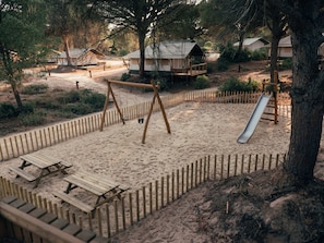 LekomrÄde för barn utomhus