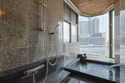UNDER CURRENT ATAMI | Private Villa with Hot Springs & Fireworks View