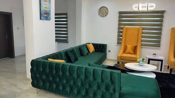 Family Apartment, Balcony, City View | Living area