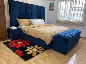 Family Apartment, Balcony, City View - Comforts Court And Apartment (Lekki)