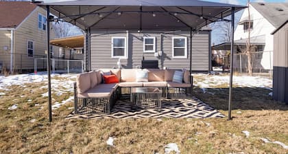 Game Room Retreat with Firepit + Gym + Sleeps 12