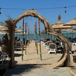 Private beach, sun-loungers, beach umbrellas, beach towels