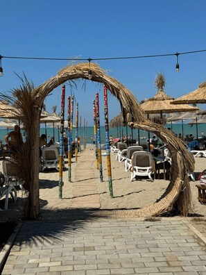 Private beach, sun-loungers, beach umbrellas, beach towels
