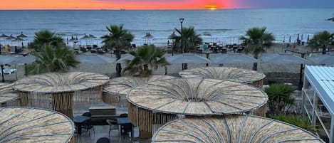 Deluxe Apartment, Ocean View | Terrace/patio