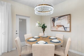 House | 5 bedrooms