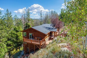 Exterior - Spacious Mountain Chalet - Park City, Game Room, Near 7 Ski Resorts, 4 Balconies (Park City)