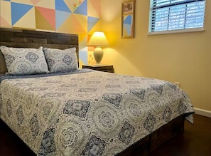 2 soverom, strykejern/-brett, wi-fi (inkludert) og sengetøy