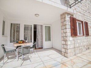 Classic Apartment, Patio | Free WiFi - Ivan Apartmani (Petrovac)