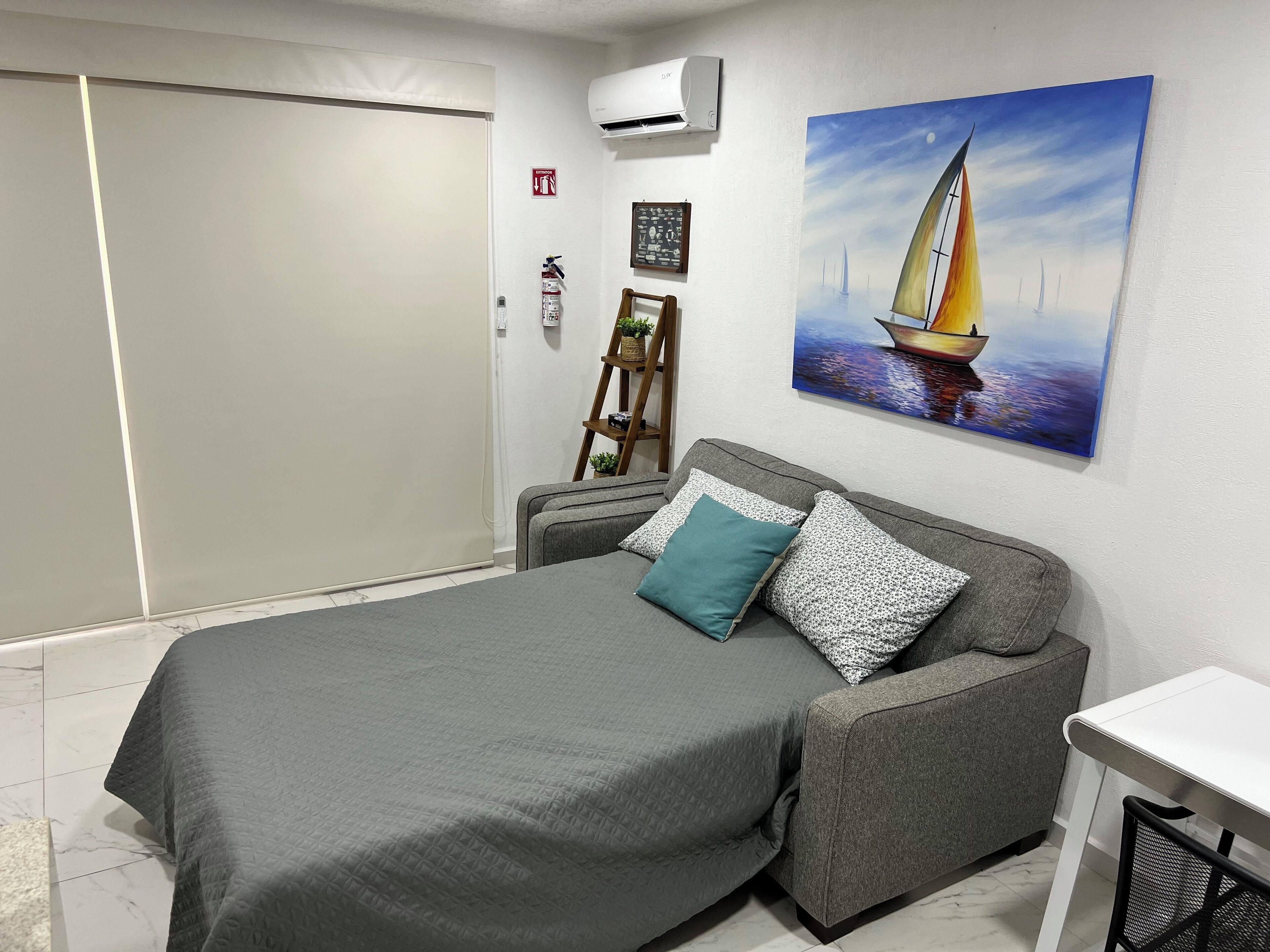 Fer et planche à repasser, Wi-Fi, draps fournis