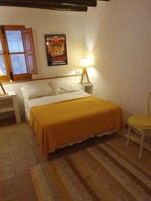 4 Schlafzimmer, Bügeleisen/Bügelbrett, kostenloses WLAN, Bettwäsche