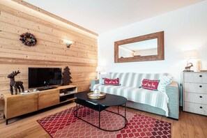 TV - Chamois Blanc - Ideal for families (Megève)