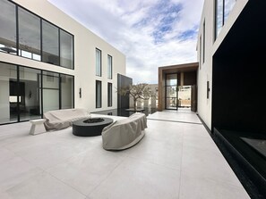 Spa - Luxury Oceanfront Villa in Cabo. 7BR, 7.5BA & Pool Bath. Golf & Nobu on resort (Cabo San Lucas)