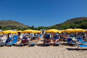 Beach - Apartment in portion of villa with beach. (Lazio)