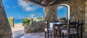 Front-sea Unique Secluded Villa for Families and Friends in the Sinis Peninsula