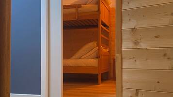 2 chambres, fer et planche Ă repasser, Wi-Fi, draps fournis