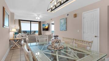 Condo, Multiple Beds (Emerald Surf 106) | Interior