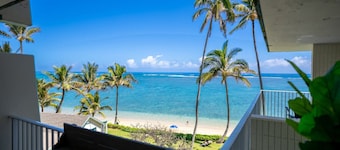 Stunning Ocean View* Walk to Beach in One Minute*