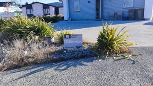Exterior - 18 Jimmy (Lake Tekapo)